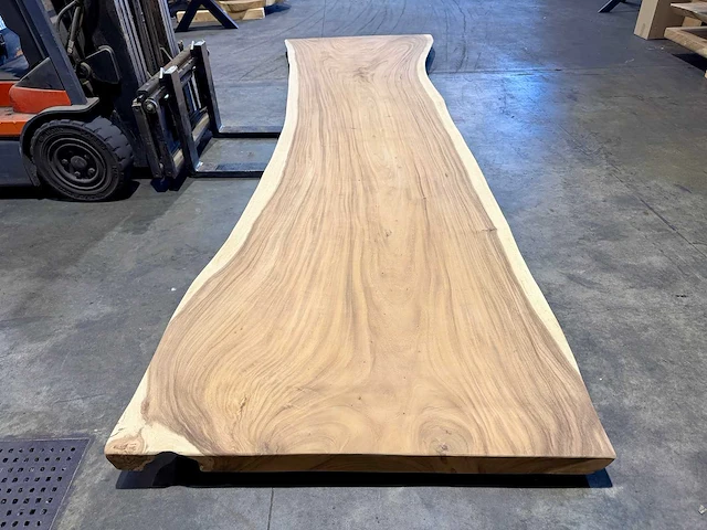 Suar boomstam tafel 430 cm. - afbeelding 3 van  4