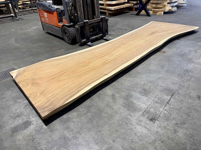 Suar boomstam tafel 430 cm. - afbeelding 4 van  4