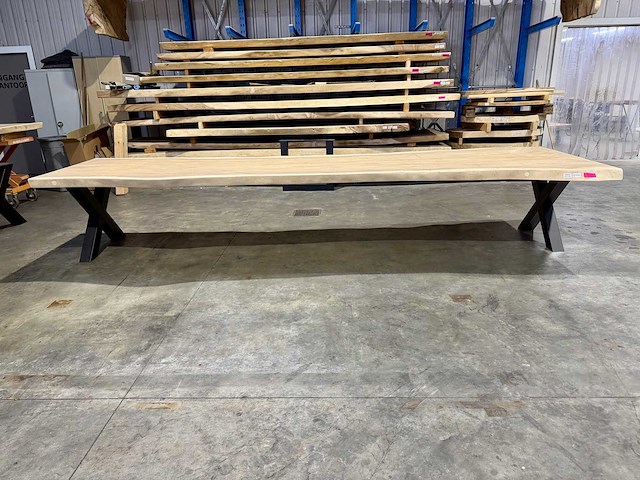 Suar boomstam tafel 455 cm. - afbeelding 3 van  4