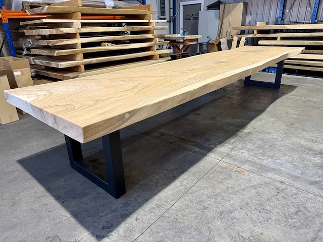 Suar boomstam tafel 500 cm. - afbeelding 1 van  5