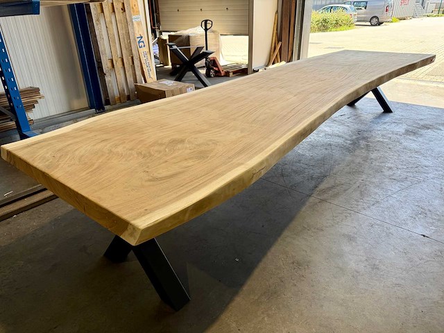 Suar boomstam tafel 500 cm. - afbeelding 2 van  5
