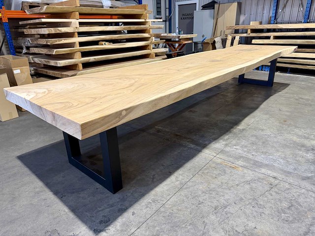 Suar boomstam tafel 500 cm. - afbeelding 1 van  5