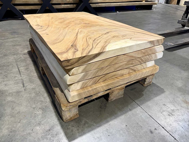 Suar boomstam tafelblad 120 cm. (5x) - afbeelding 1 van  3