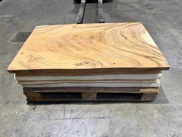 Suar boomstam tafelblad 120 cm. (5x) - afbeelding 2 van  3