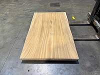 Suar boomstam tafelblad 120 cm.