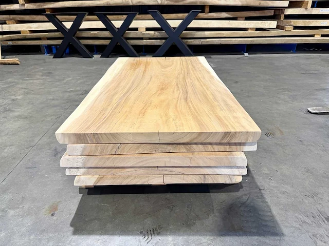 Suar boomstam tafelblad 140 cm. (5x) - afbeelding 2 van  3