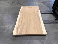 Suar boomstam tafelblad 140 cm. cm. - afbeelding 1 van  2
