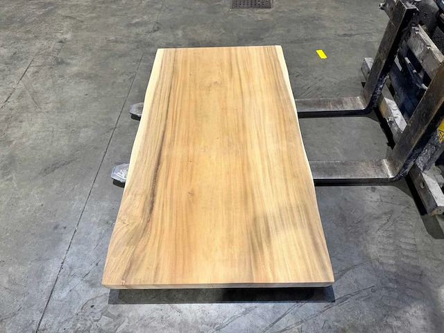 Suar boomstam tafelblad 140 cm. - afbeelding 2 van  2