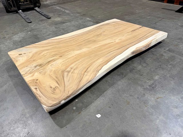 Suar boomstam tafelblad 200 cm. - afbeelding 1 van  2