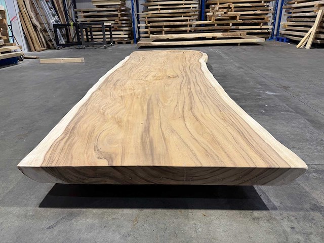 Suar boomstam tafelblad 450 cm. - afbeelding 5 van  7