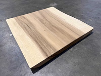 Suar boomstam tafelblad 70x70cm. - afbeelding 1 van  2