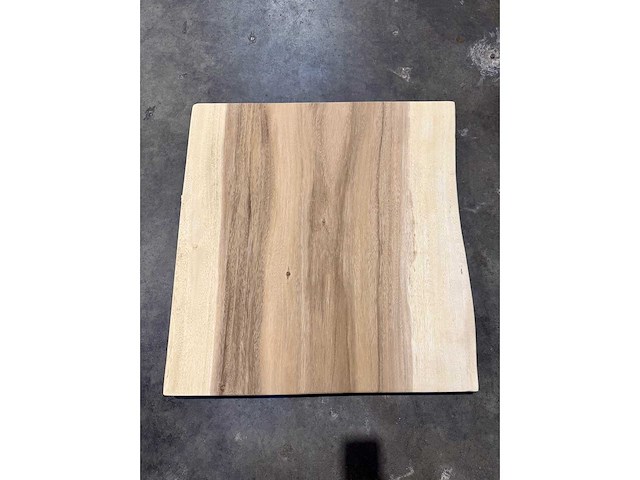 Suar boomstam tafelblad 70x70cm. - afbeelding 2 van  2