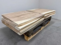 Suar boomstam tafelblad ca 75 x75 cm (8x)