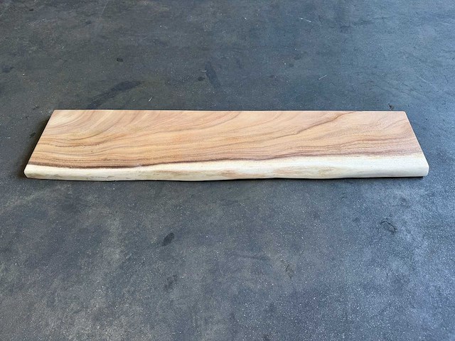 Suar boomstam wand plank - afbeelding 1 van  2