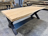 Suar boomstamtafel 200 cm.