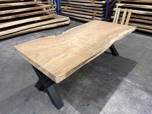 Suar boomstamtafel 220 cm. - afbeelding 3 van  4