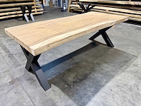 Suar boomstamtafel 220 cm.