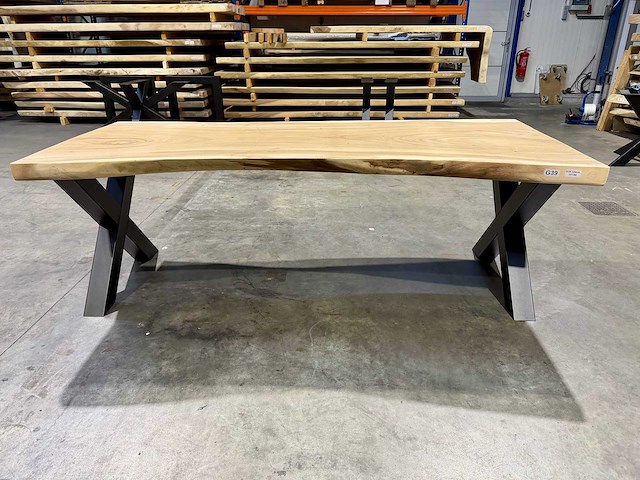 Suar boomstamtafel 220 cm. - afbeelding 2 van  3