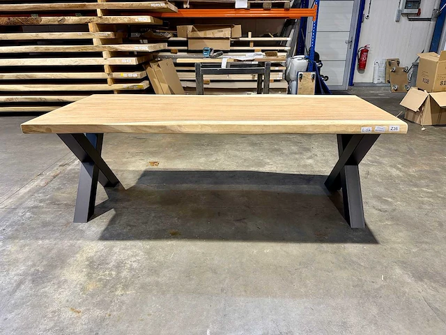 Suar boomstamtafel 220 cm. - afbeelding 3 van  4