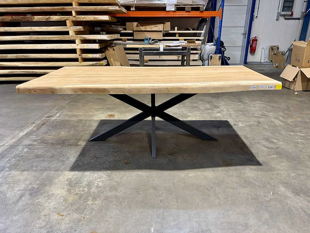 Suar boomstamtafel 220 cm. - afbeelding 1 van  3