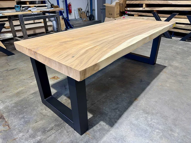 Suar boomstamtafel 220 cm. - afbeelding 1 van  4