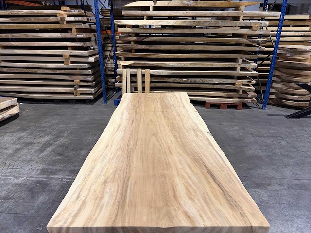 Suar boomstamtafel 240 cm. - afbeelding 3 van  3