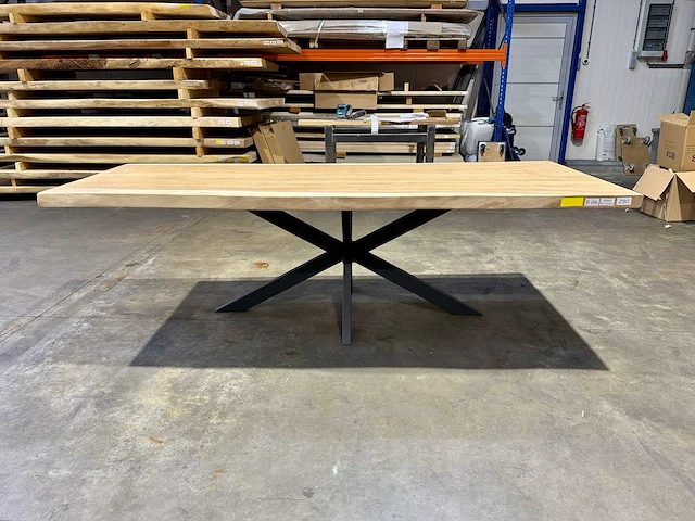 Suar boomstamtafel 250 cm. - afbeelding 1 van  4