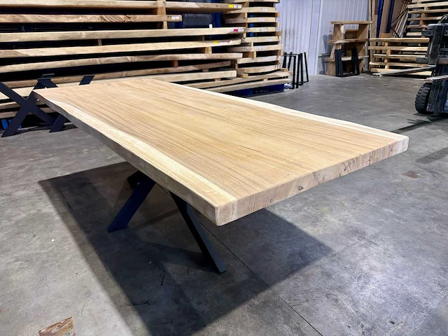 Suar boomstamtafel 250 cm. - afbeelding 3 van  4