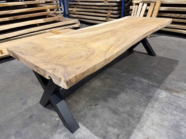Suar boomstamtafel 260 cm. - afbeelding 1 van  4