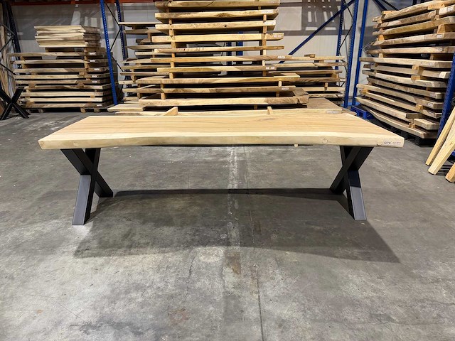 Suar boomstamtafel 260 cm. - afbeelding 2 van  3