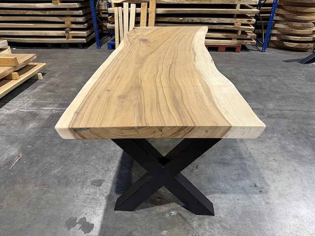 Suar boomstamtafel 260 cm. - afbeelding 3 van  3