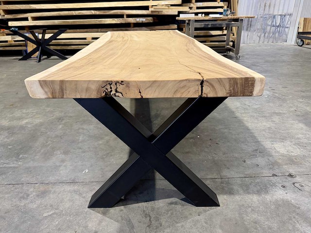 Suar boomstamtafel 260 cm. - afbeelding 2 van  3