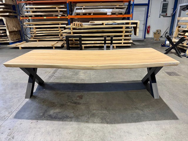 Suar boomstamtafel 280 cm. - afbeelding 2 van  3