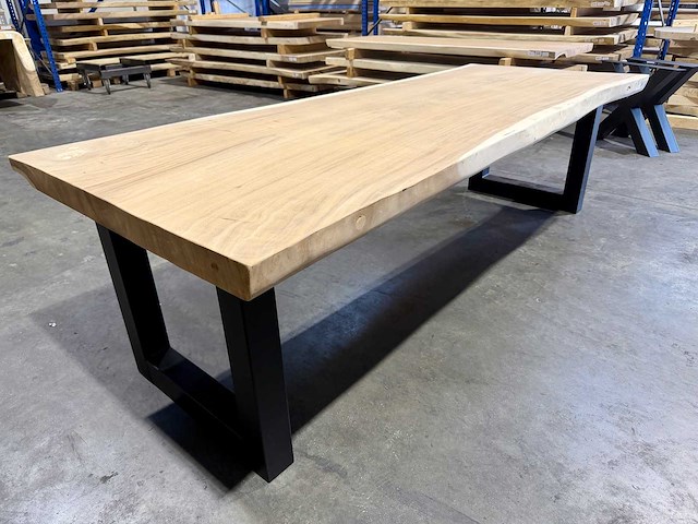 Suar boomstamtafel 280 cm. - afbeelding 1 van  4
