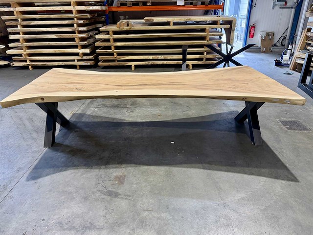 Suar boomstamtafel 300 cm. - afbeelding 2 van  3