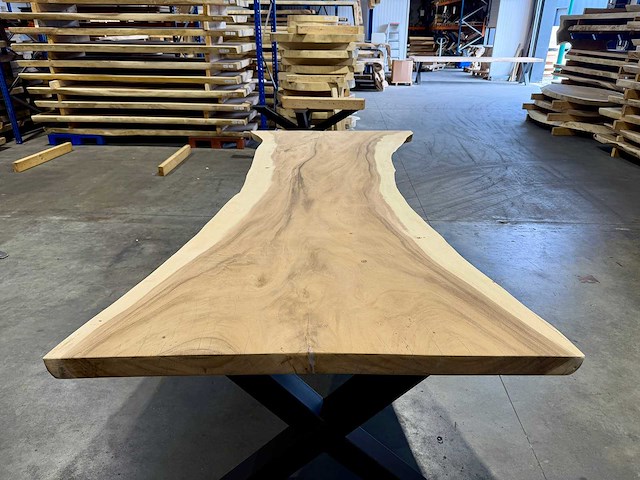Suar boomstamtafel 300 cm. - afbeelding 3 van  3