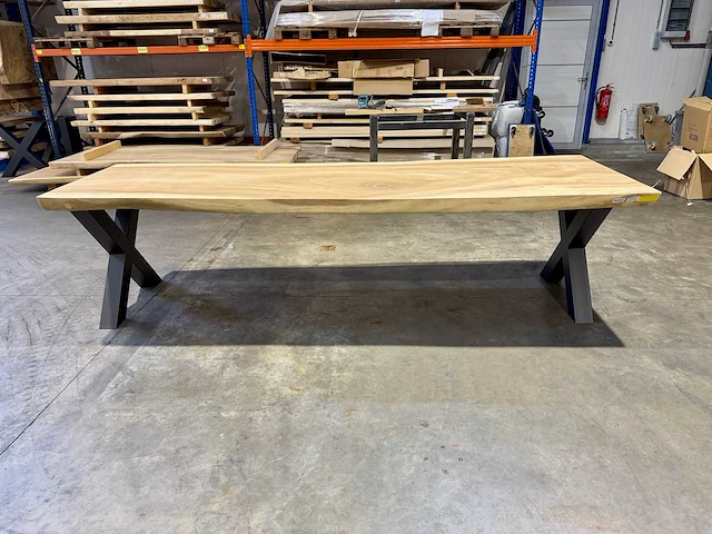 Suar boomstamtafel 300 cm. - afbeelding 2 van  4
