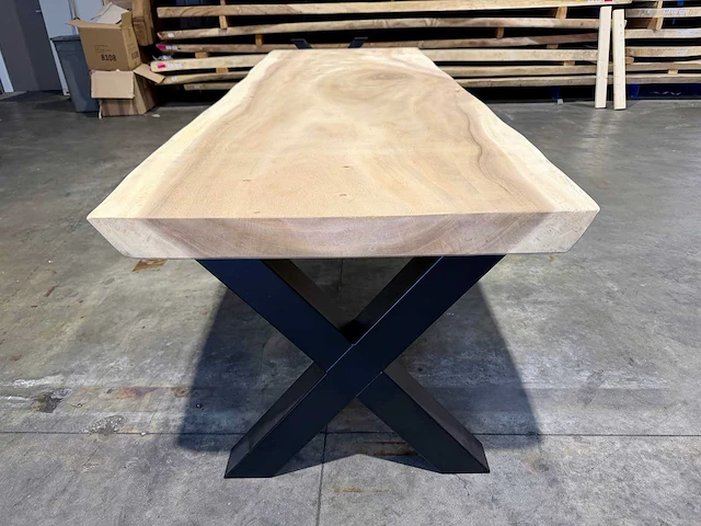 Suar boomstamtafel 300 cm. - afbeelding 4 van  4