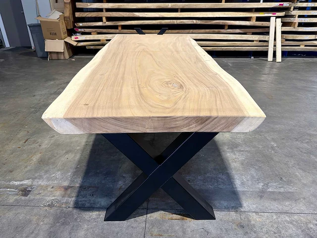 Suar boomstamtafel 300 cm. - afbeelding 4 van  4