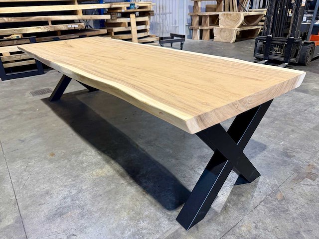 Suar boomstamtafel 300 cm. - afbeelding 1 van  4