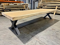 Suar boomstamtafel 350 cm.