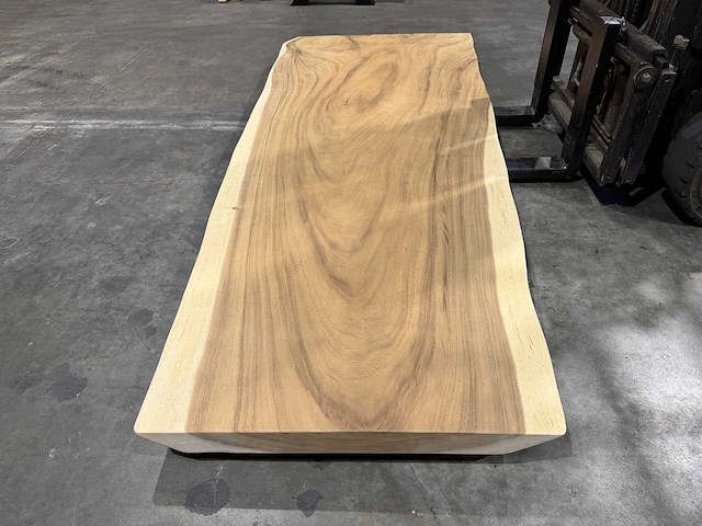 Suar boomstamtafelblad 260 cm - afbeelding 1 van  2