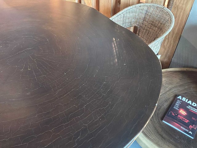 Suar houten eetkamertafel - afbeelding 10 van  11