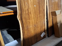 Suar/walnut wood tafel in epoxy 200x90, wood, 2025 - afbeelding 5 van  5