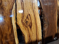 Suar/walnut wood tafel in epoxy 200x90, wood, 2025 - afbeelding 1 van  7