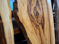 Suar/walnut wood tafel in epoxy 200x90, wood, 2025 - afbeelding 2 van  7