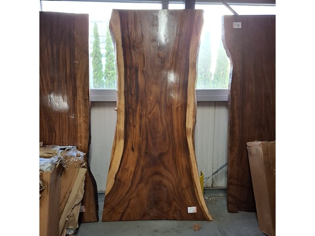 Suarwood tafel epoxy 200x100 met potenset u, 2025 - afbeelding 1 van  6