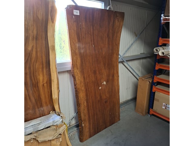 Suarwood tafel epoxy 200x100 met potenset u, 2025 - afbeelding 1 van  5