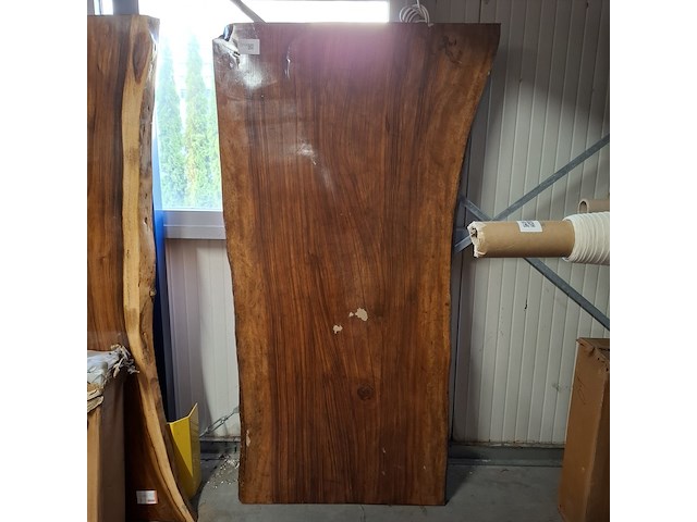 Suarwood tafel epoxy 200x100 met potenset u, 2025 - afbeelding 2 van  5