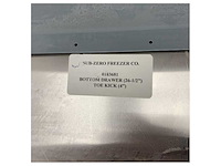 Sub zero stainless steel marine installation frame for 26 inch top drawer - afbeelding 7 van  7